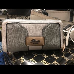 Guess wallet